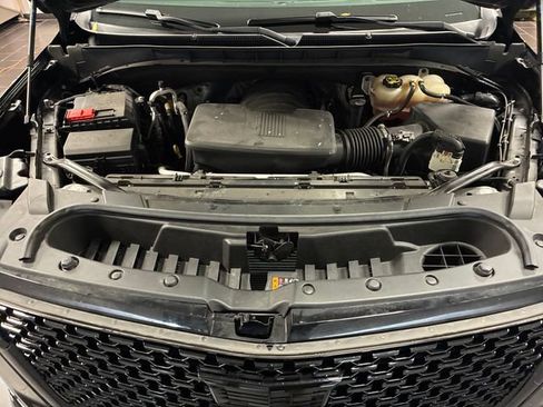 Certified 2023 Cadillac Escalade ESV Premium Luxury AWD/4WD image 23