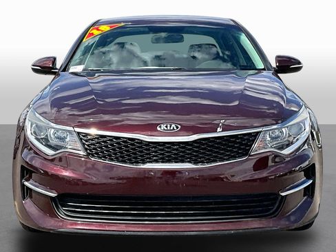 Used 2018 Kia Optima LX FWD image 3