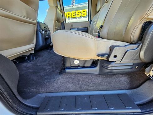 Used 2013 Ford F350 Lariat image 15