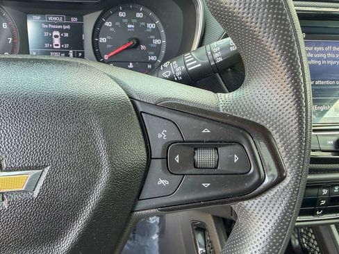 Used 2021 Chevrolet TrailBlazer LT w/ Convenience Package image 17