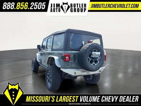 Used 2022 Jeep Wrangler Unlimited Rubicon 4xe w/ Cold Weather Group AWD/4WD image 3