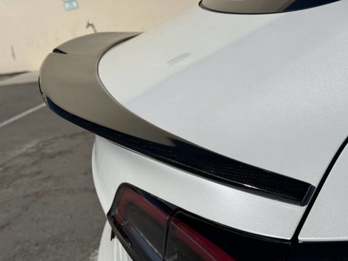 Used 2021 Tesla Model 3 Performance image 12