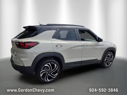 New 2026 Chevrolet TrailBlazer RS w/ Convenience Package FWD image 7