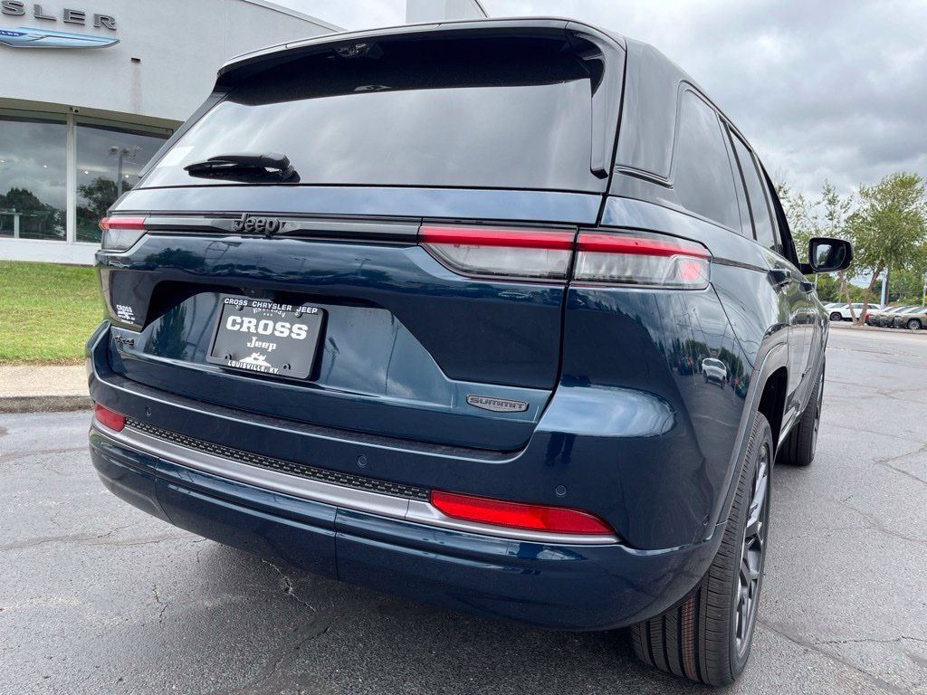 New 2027 Jeep Grand Cherokee Summit AWD/4WD image 42