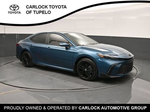 Used 2026 Toyota Camry SE w/ Convenience Package FWD image 6