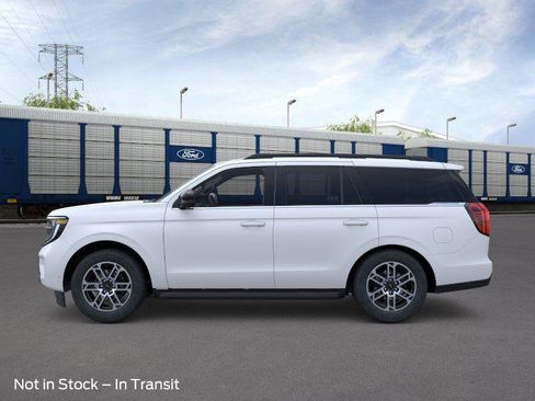 New 2026 Ford Expedition Active RWD image 3