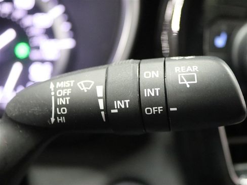 Used 2021 Toyota Highlander XSE image 37