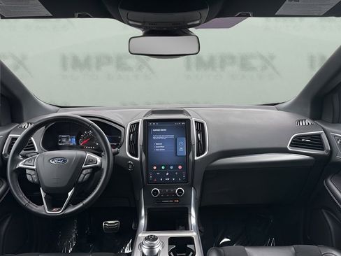 Used 2024 Ford Edge ST image 13