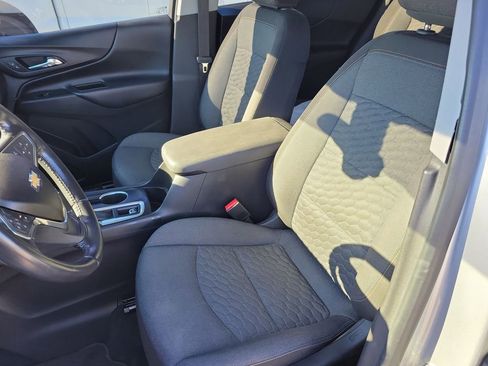 Used 2020 Chevrolet Equinox LT image 20