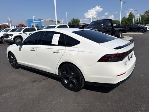 Used 2024 Honda Accord Sport image 8