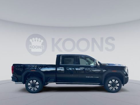 New 2026 GMC Sierra 3500 Denali w/ Denali Reserve Package image 8