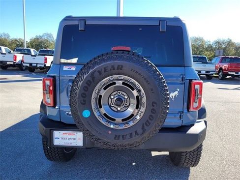 New 2025 Ford Bronco Outer Banks w/ Sasquatch Package image 8