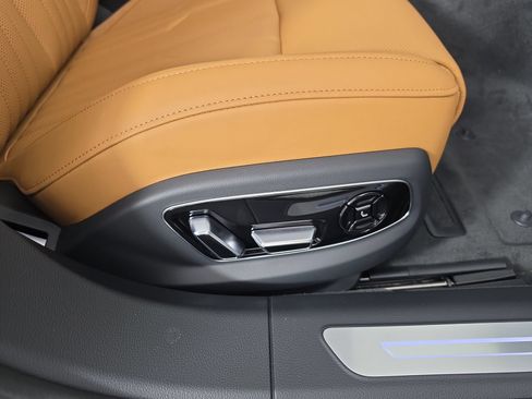 New 2026 Audi A8 L 3.0T AWD/4WD image 42