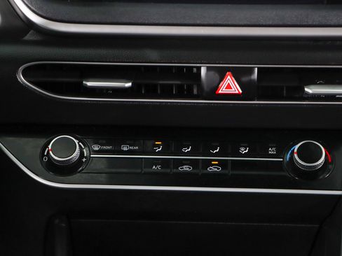Used 2023 Hyundai Sonata SE FWD image 20