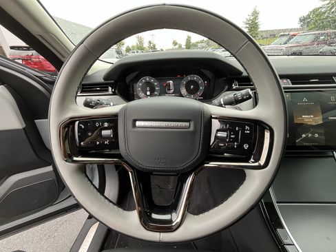 Used 2025 Land Rover Range Rover Velar Dynamic SE AWD/4WD image 19