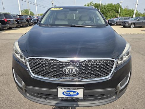 Used 2018 Kia Sorento FWD image 8