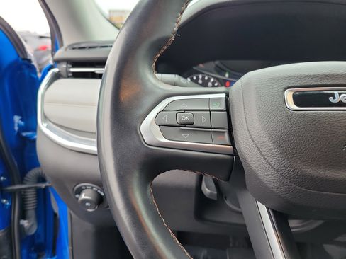 Used 2022 Jeep Compass Limited image 22