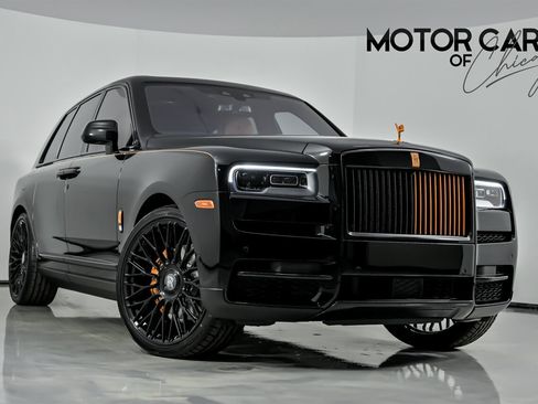Used 2022 Rolls-Royce Cullinan w/ Dark Exterior Package image 1