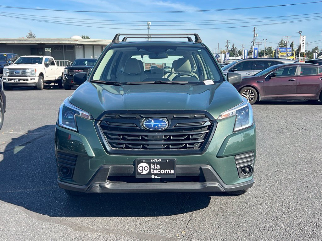Used 2023 Subaru Forester AWD/4WD image 4