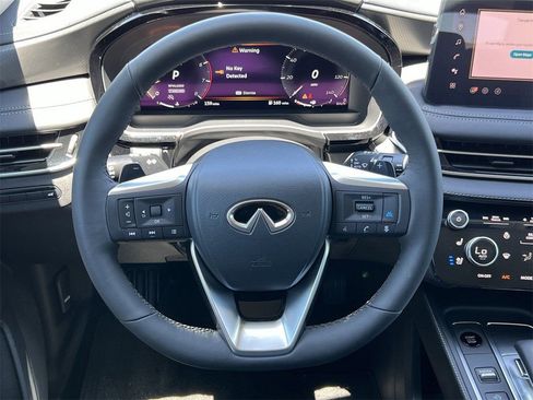 New 2026 INFINITI QX60 Luxe image 11
