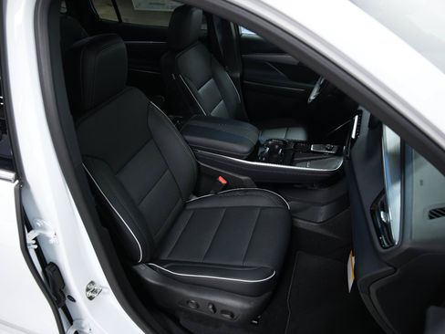 New 2026 Buick Enclave Preferred AWD/4WD image 17