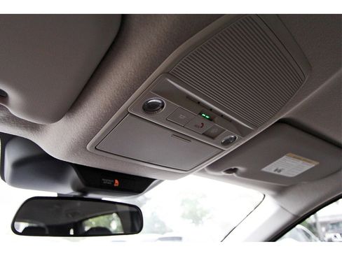 New 2026 Nissan Kicks SR image 16