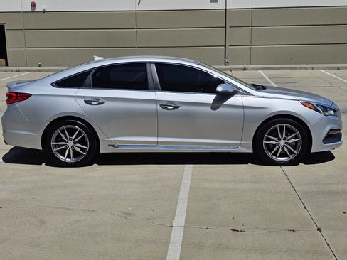 Used 2015 Hyundai Sonata Sport 2.0T FWD image 4