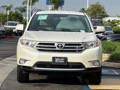 Used 2012 Toyota Highlander FWD image 9