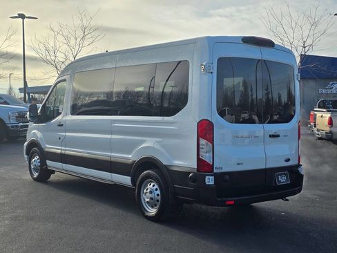 Used 2024 Ford Transit 350 XLT image 9