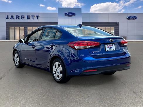 Used 2018 Kia Forte LX w/ LX Popular Package FWD image 5