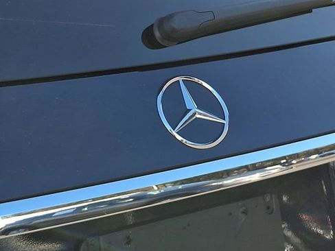 Used 2021 Mercedes-Benz GLS 450 4MATIC image 38