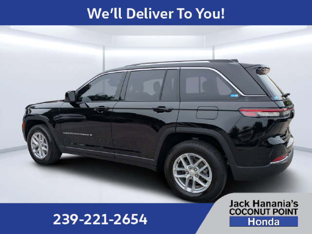 Used 2024 Jeep Grand Cherokee Laredo X w/ Trailer Tow Package AWD/4WD image 35