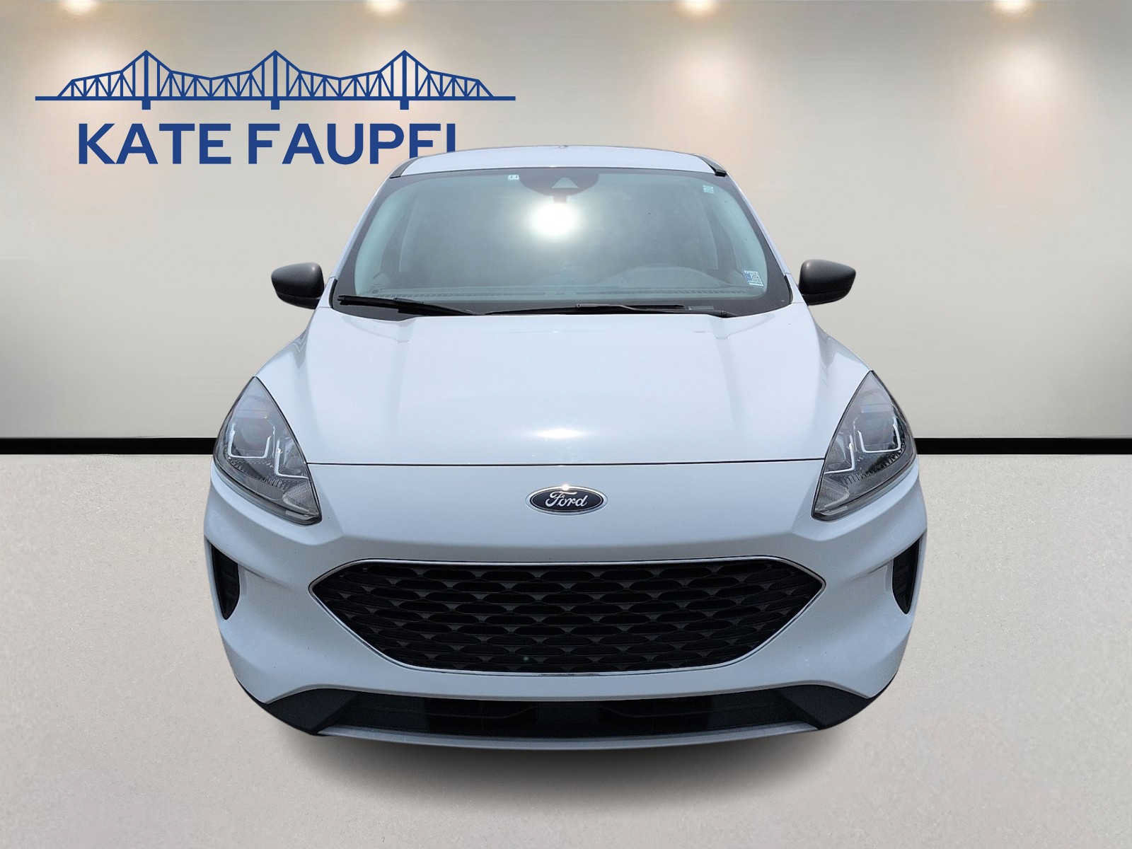 Used 2022 Ford Escape SE AWD/4WD image 2