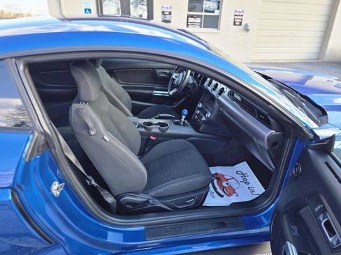 Used 2017 Ford Mustang GT image 19