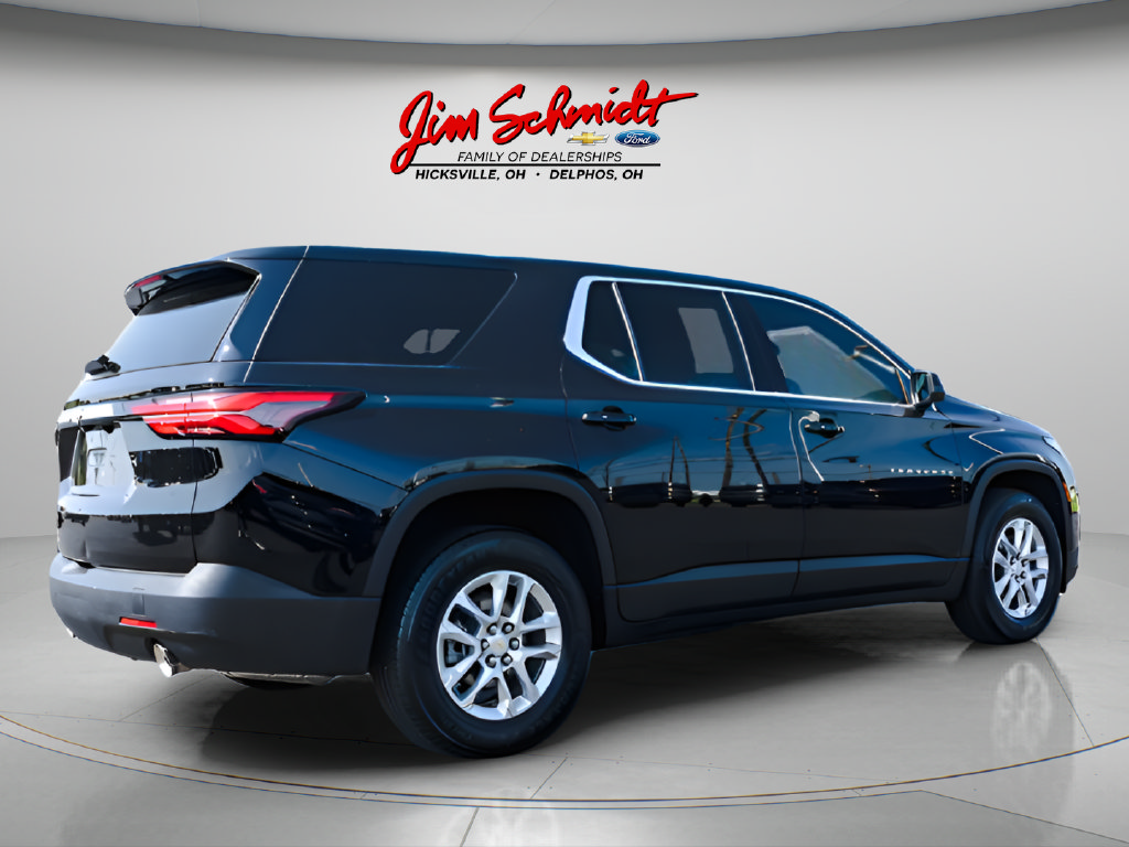 Used 2023 Chevrolet Traverse LS FWD image 38