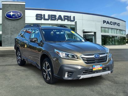 Used 2020 Subaru Outback Limited w/ Tech Package 2