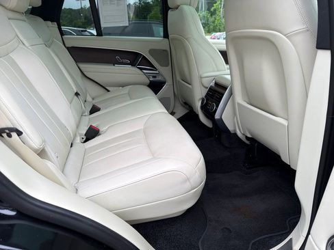 Used 2024 Land Rover Range Rover SE AWD/4WD image 34