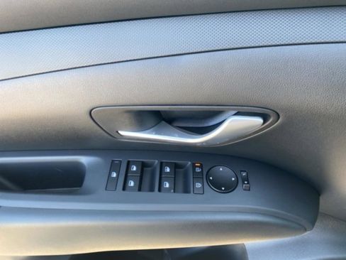 New 2026 Hyundai Tucson SE image 10