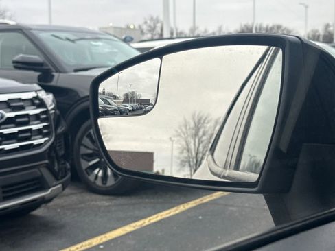 Used 2022 Ford EcoSport SE image 41