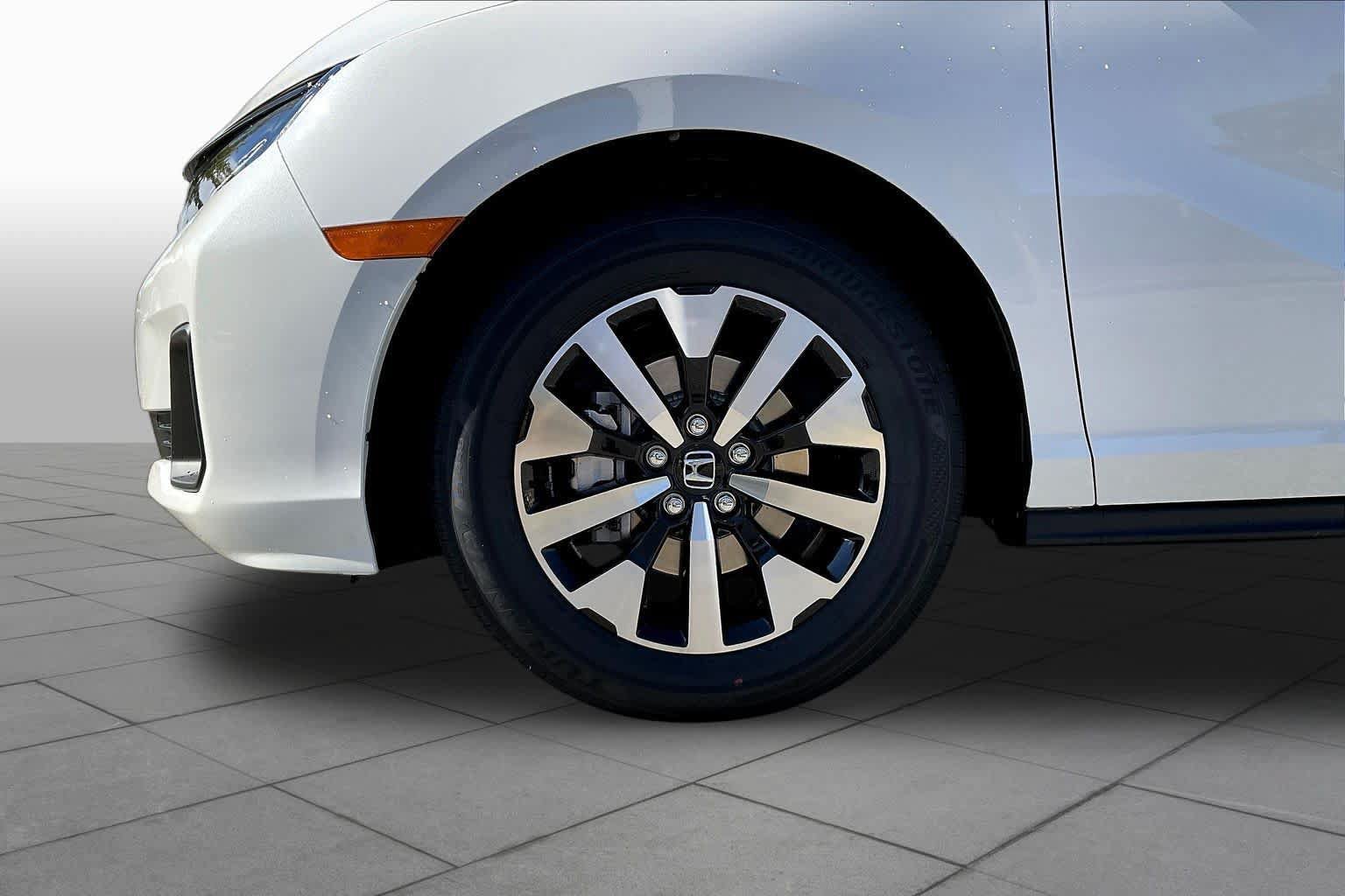 New 2027 Honda Odyssey EX-L image 11