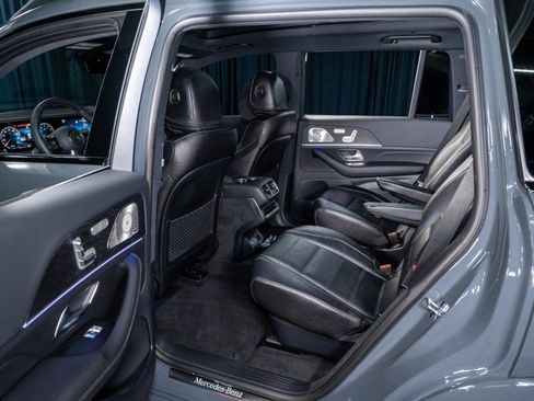 New 2026 Mercedes-Benz GLS 450 4MATIC image 29