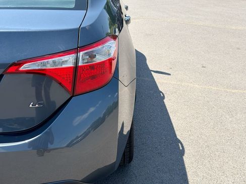 Used 2015 Toyota Corolla LE FWD image 11