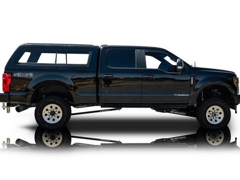 Used 2020 Ford F250 XL w/ Power Equipment Group AWD/4WD image 2