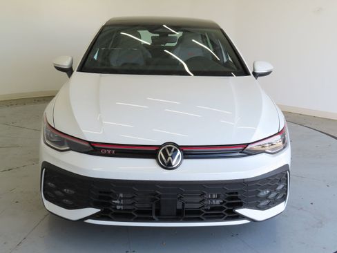 New 2026 Volkswagen GTI SE image 10