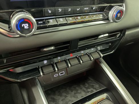 Certified 2024 GMC Canyon Elevation w/ Elevation Premium Package image 30