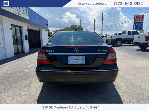 Used 2009 Mercedes-Benz E 320 BlueTEC Sedan image 7
