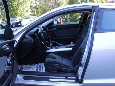 Used 2004 MAZDA RX-8 w/ AT Sport Pkg RWD image 10