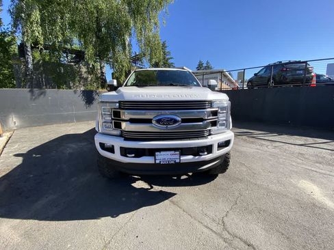 Used 2018 Ford F350 Limited w/ FX4 Off-Road Package AWD/4WD image 9