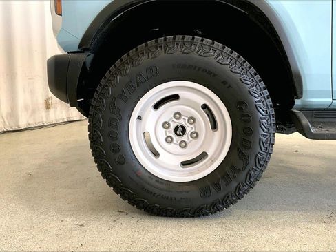 Certified 2025 Ford Bronco Heritage Edition image 6