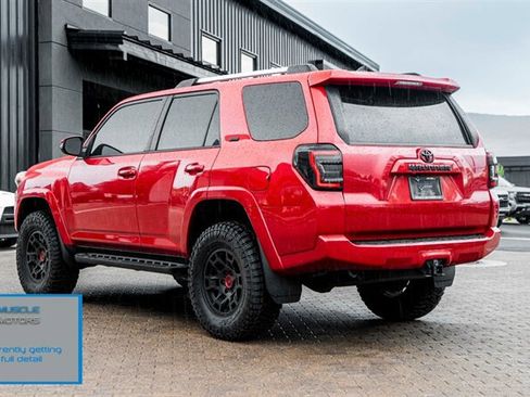 Used 2022 Toyota 4Runner SR5 Premium w/ 4Runner Black Package (TMS) RWD image 2